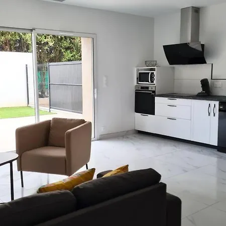 Le Marcky Apartment *